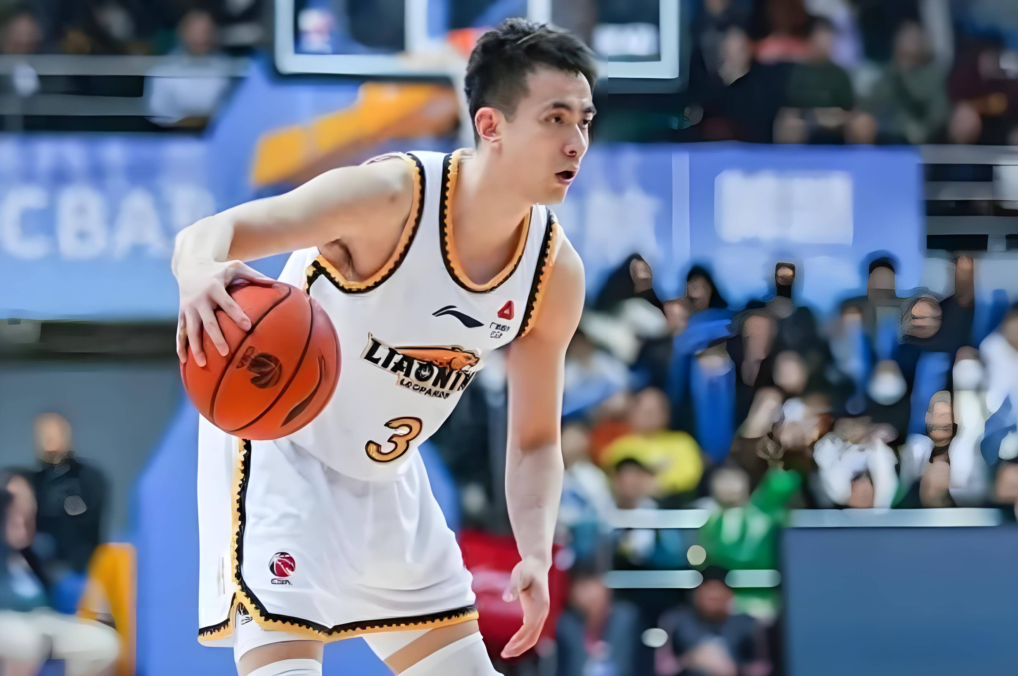 包含辽宁男篮主场首胜，士气大振！的词条