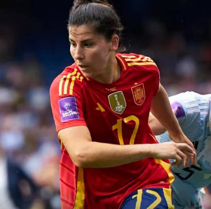 瑞士女足球员展现出色