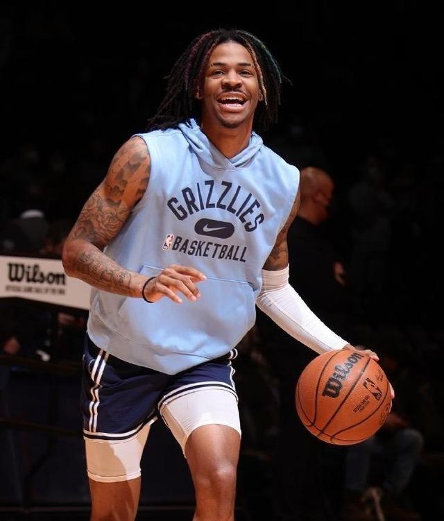 开云体育官网-猛龙队外籍球员崭露头角，秀出实力