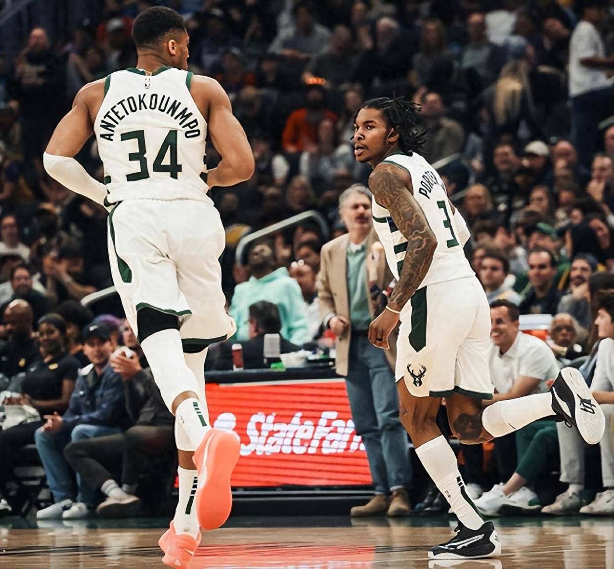 开云体育官网入口-雄鹿队客场逆转活塞，实现八连胜