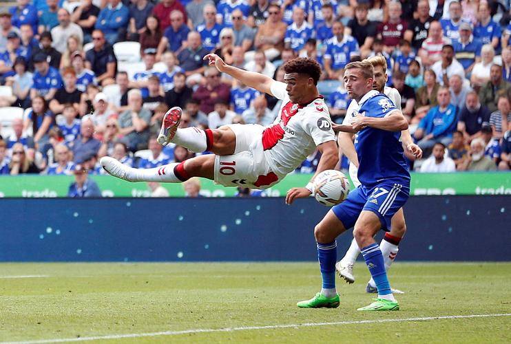 开云体育官方登录入口-阿斯顿维拉主场-小胜，保级形势渐趋乐观，球迷振奋的简单介绍