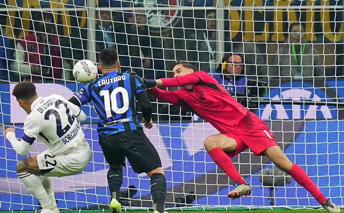 开云体育官网-意甲比赛中踢出高效进攻，取得大胜