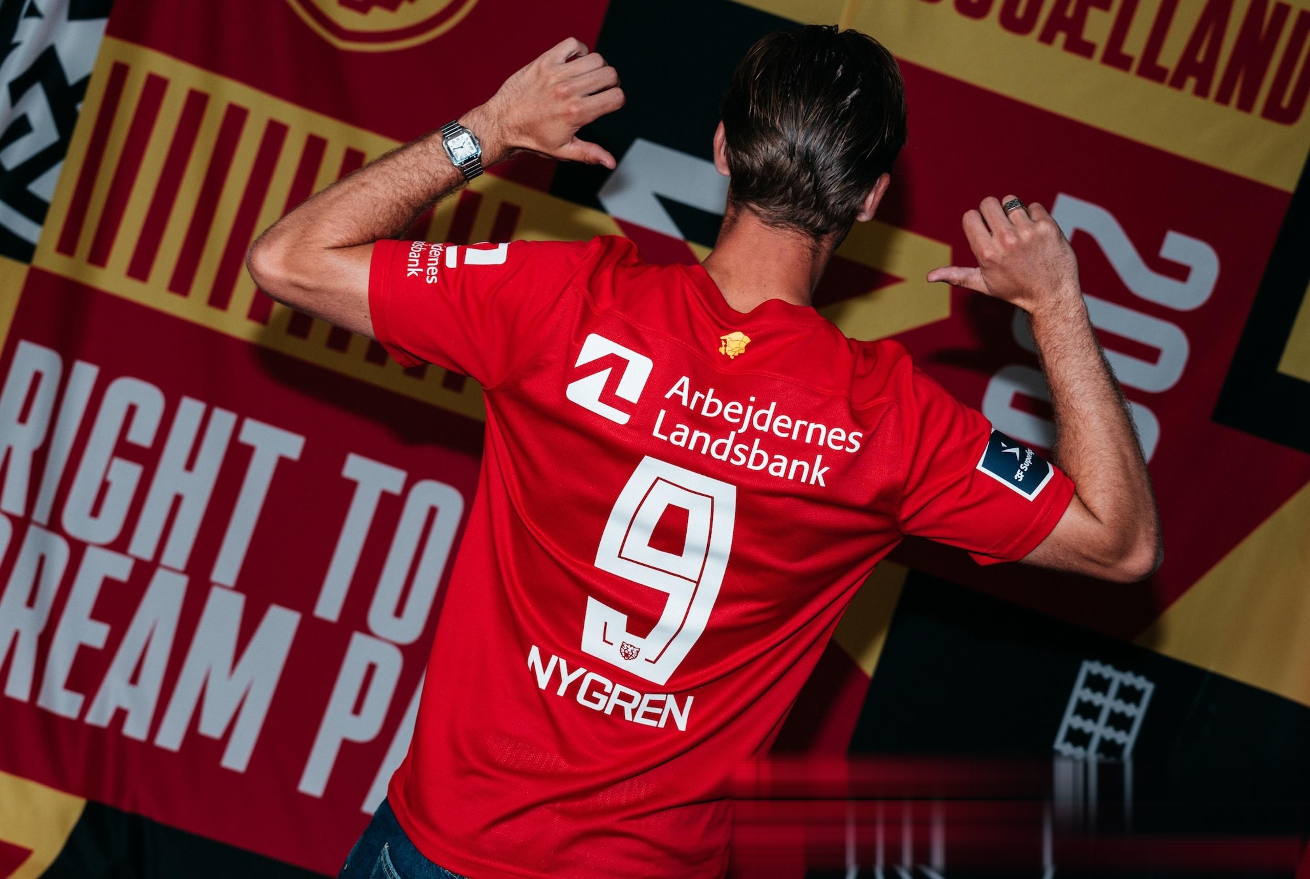 关于丹麦队突袭晋级，掀起欧国联赛场风云的信息