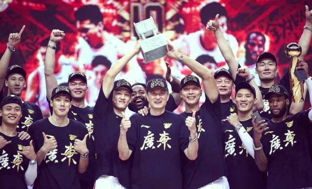 开云体育在线-广东宏远队凭借团队合作获胜