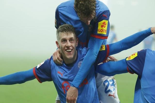 开云体育直播-沃尔夫斯堡士气高涨，全力备战欧战