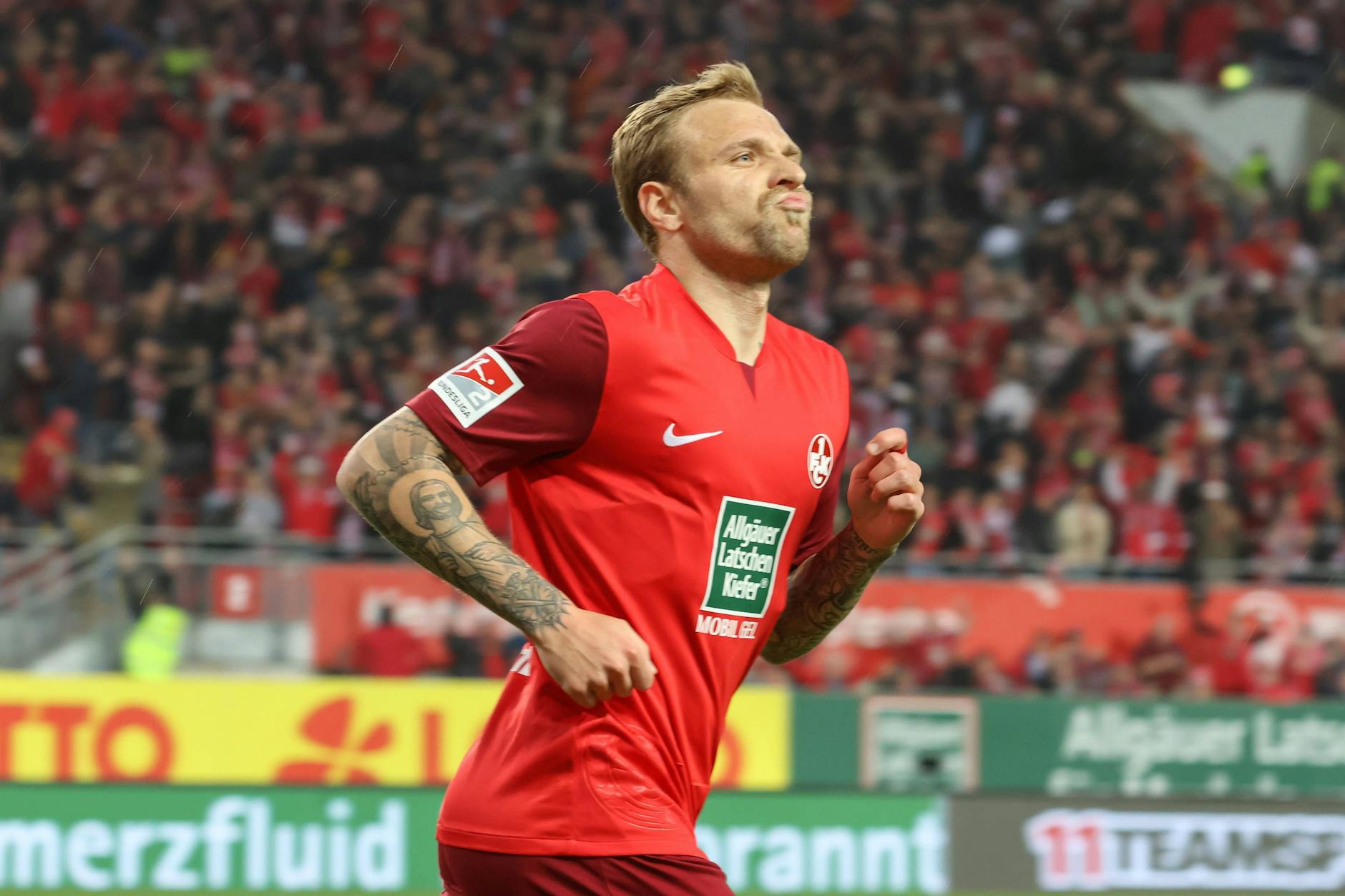 开云体育在线-柏林后卫关键封堵，助球队保住胜利的简单介绍