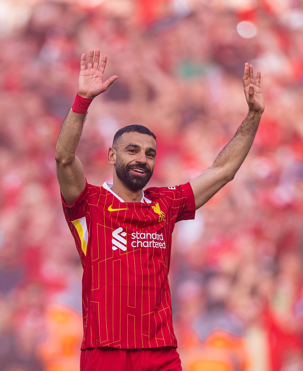 包含利物浦胜出，英超榜首一枝独秀的词条